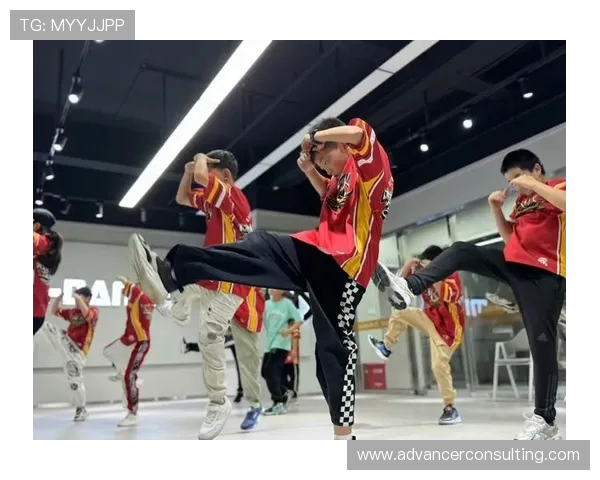 重庆街舞队荣登全国街舞排行榜第一名引领潮流风尚