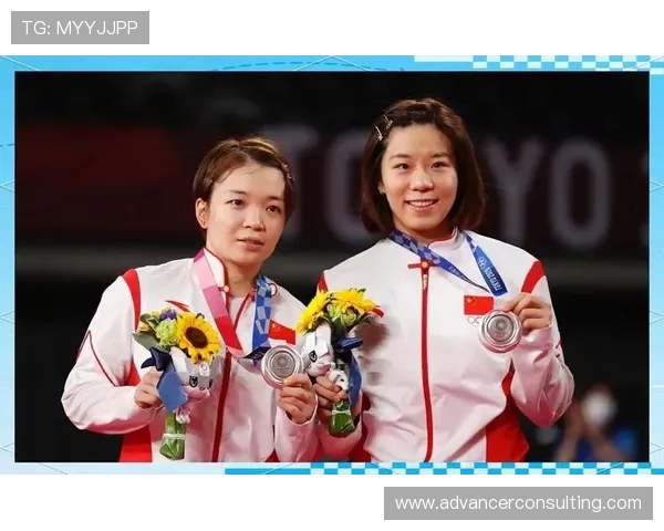 奋战东京奥运会成都羽毛球队的拼搏历程与荣耀追求